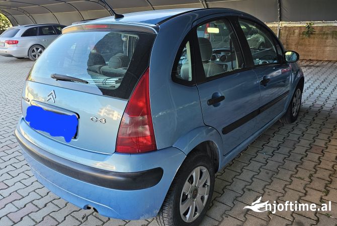 Makina ne shitje ne Fier, Citroen, 2005 Benzine,Kambio Manual Pagesa 200,000  Leke.