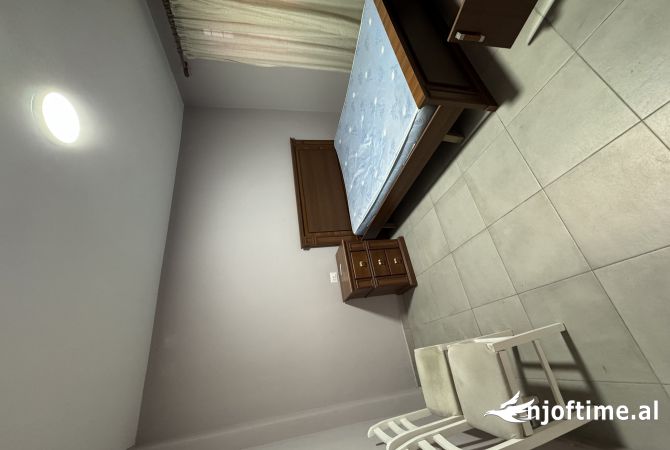 Shtepi me qera 1+1 ne Tirane - 36,500 Leke
