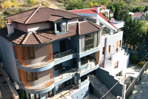 Business Property in Sale 5+1 in Tirana - 1,500,000 Euro