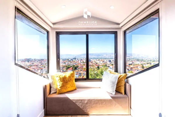 🏨 Hotel Modern Ne Shitje - Korce, Rr. e Vilave | me Pamje Panoramike mbi gjithe Korcen | 1,500,000 Euro🔥