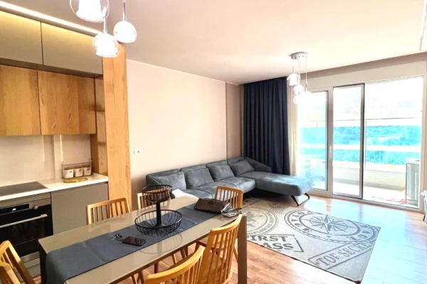 Shtepi ne shitje 2+1 ne Tirane - 195,000 Euro