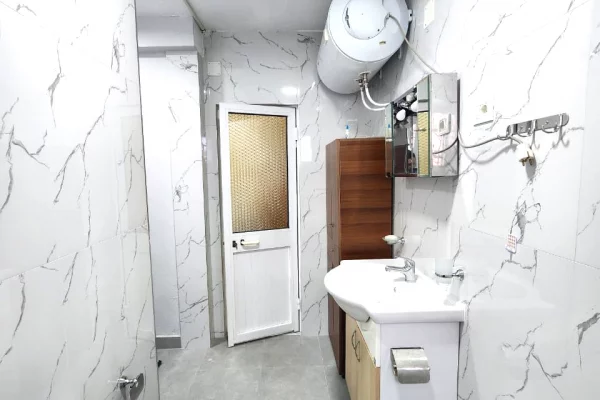 Appartamento in affitto a Tirana 1+1, Arredato