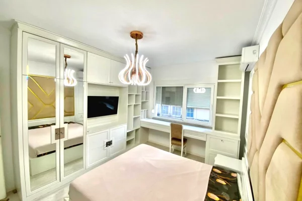 Shtepi me qera 3+1 ne Tirane - 1,700 Euro