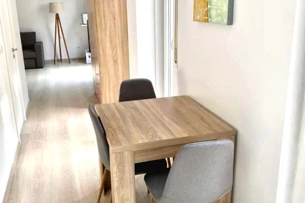 Shtepi me qera Garsoniere ne Tirane - 400 Euro