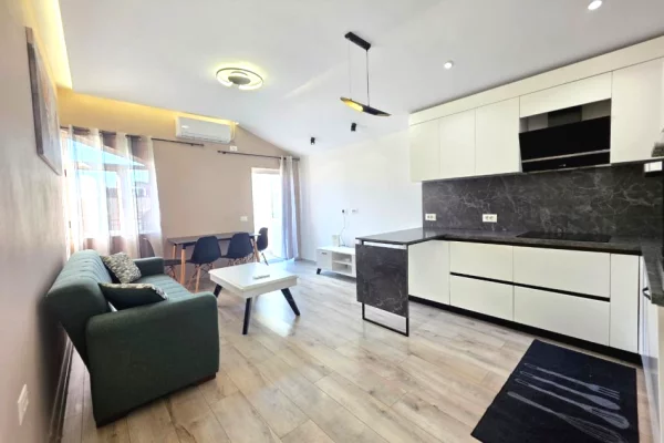 Shtepi me qera 2+1 ne Tirane - 500 Euro