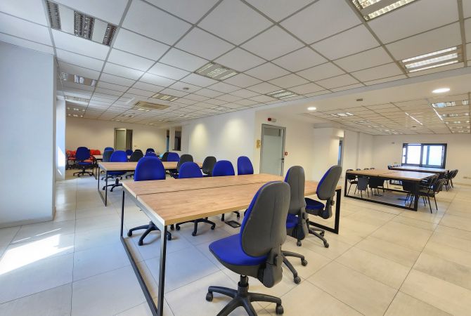 Business Property for Rent 3+1 in Tirana - 4,000 Euro