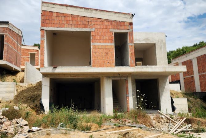 House for Sale 3+1 in Tirana - 520,000 Euro