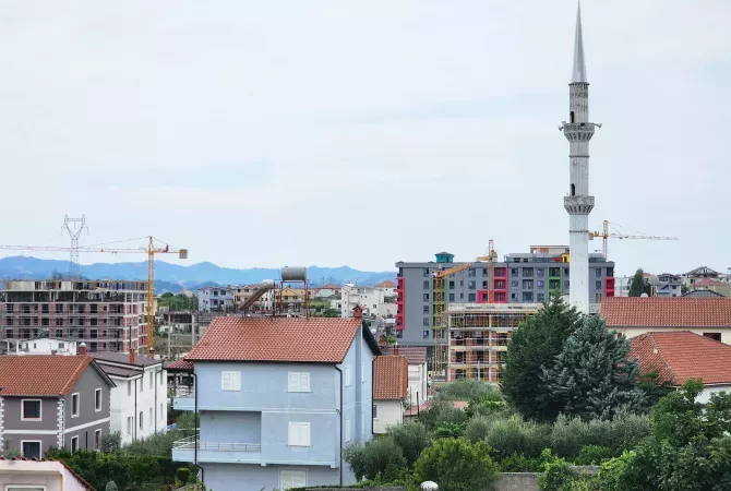 Shtepi ne shitje 1+1 ne Tirane - 75,000 Euro