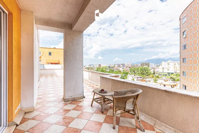 Shtepi ne shitje 2+1 ne Tirane - 198,000 Euro