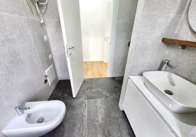 Garden Building Office (3dh + 2wc) Rr. Kavajes - 21 Dhejtor | kati 15, Pamje Spektakolare | 100% i R