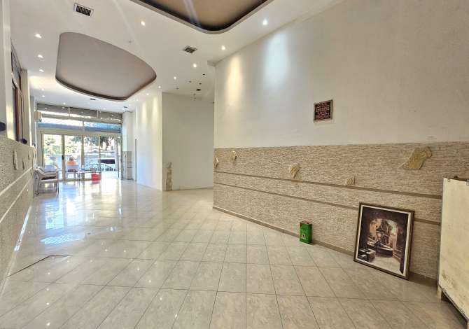 Ambient biznesi me qera 1+1 ne Tirane - 950 Euro