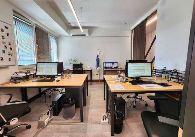 Shitet: Business Office **Ambasador 3 - Air Albania (k.8, pamje Liqeni) Godine Luksoze, Investim Pre