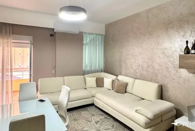 Shtepi ne shitje 1+1 ne Vlore - 235,000 Euro