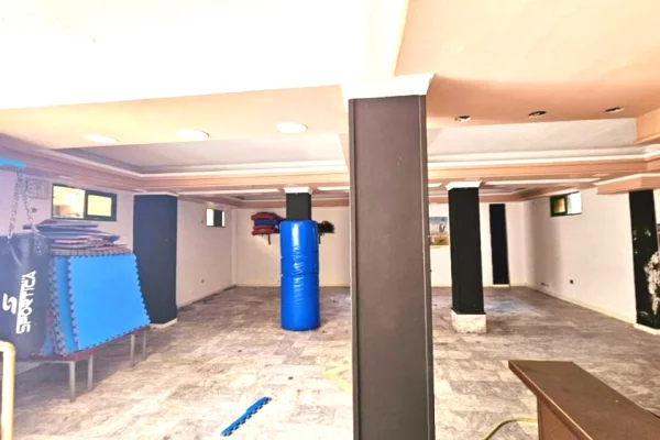 Jepet me Qera: Ambient Open Space** ne Rruge Kryesore** 📍 MINE PEZA - Rr. Haxhi Hysen Dalliu