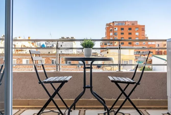 Shtepi ne shitje Apartament ne Tirane, 2+1, Mobilimi E mobiluar, Pagesa 340,000  Euro.