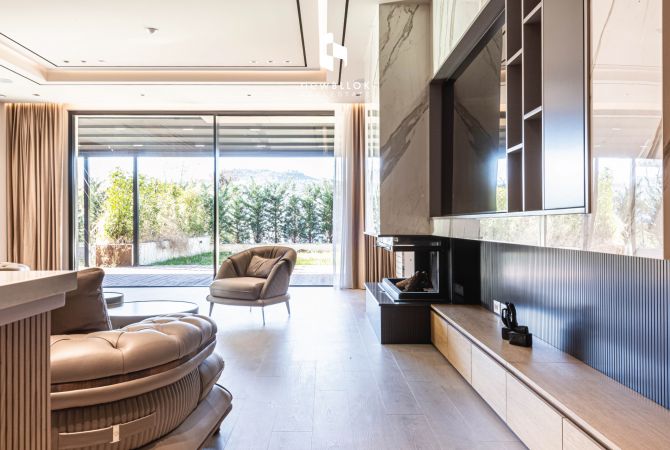 Shtepi ne shitje Vila Luksoze ne Tirane, 4+1, Mobilimi E mobiluar, Pagesa 1,550,000  Euro.