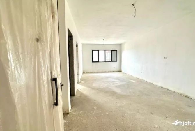 Shtepi ne shitje 1+1 ne Vlore - 93,600 Euro