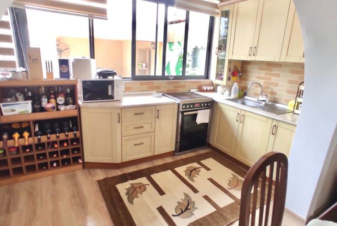 Shtepi me qera 2+1 ne Tirane - 600 Euro