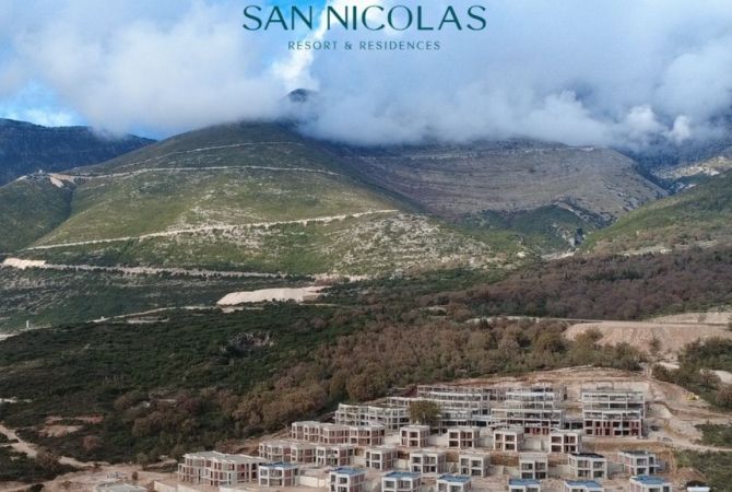 Shtepi ne shitje Apartament ne Himare, 2+1, Mobilimi Bosh, pa mobiluar, Pagesa 378,000  Euro.