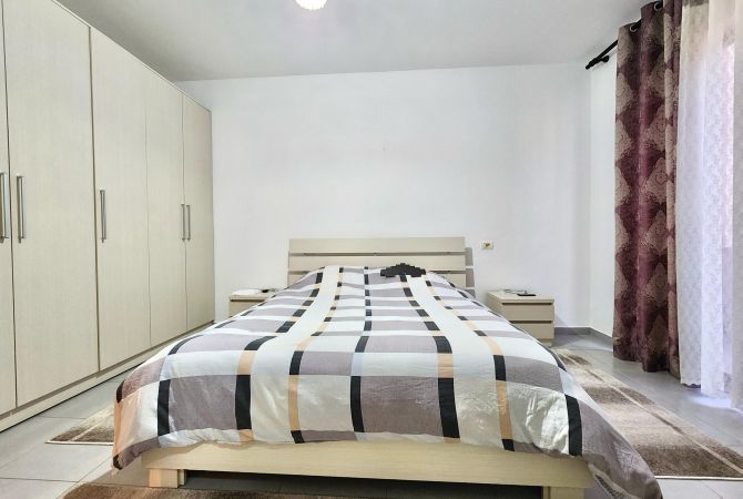 Shtepi ne shitje Apartament ne Tirane, 1+1, Mobilimi Bosh, pa mobiluar, Pagesa 194,400  Euro.