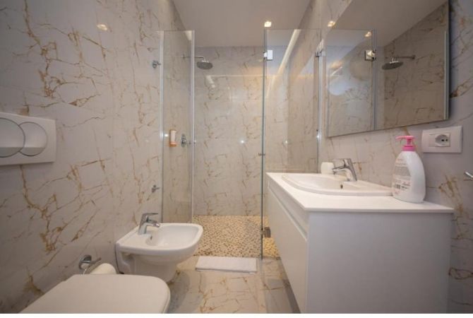 Apartment for sale in Tirana 5+1, Furnished