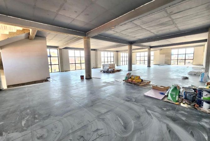 Ambient biznesi me qera 3+1 ne Tirane - 7,700 Euro