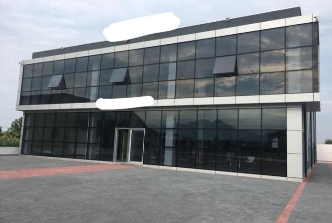 Ambient biznesi me qera 3+1 ne Tirane - 7,700 Euro