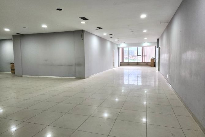 Ambient biznesi ne shitje 3+1 ne Tirane - 600,000 Euro
