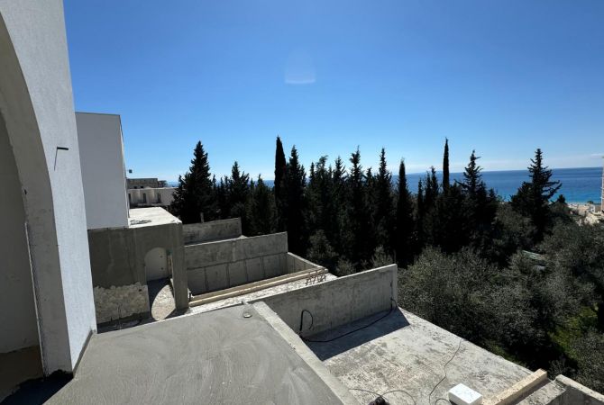 Luxury villas for sale in Himara 3+1, Emty