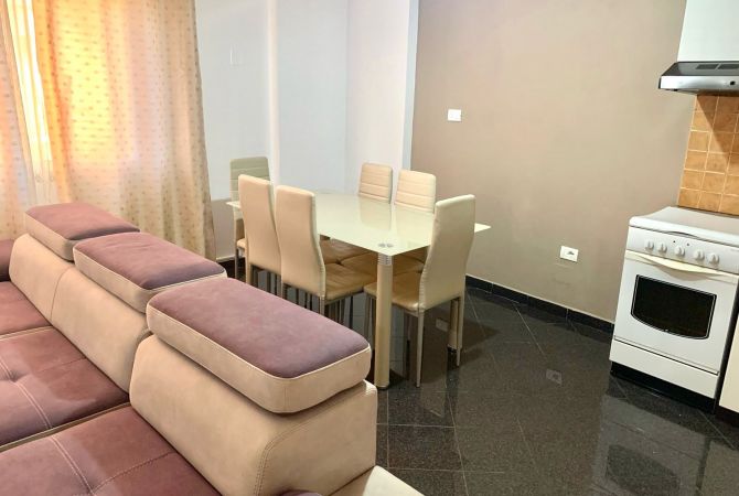 Shtepi me qera 1+1 ne Tirane - 450 Euro