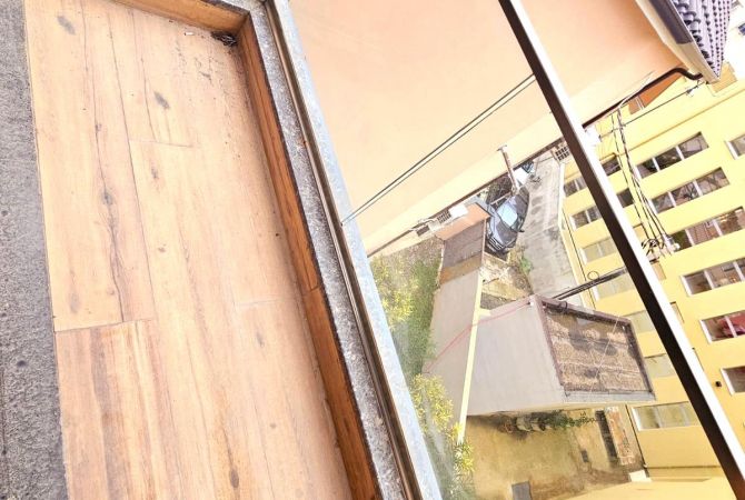 Amb Open Space ( Qender - pas 15Kateshit ) 110m2 - Pllt i Ri & Pamje nga Rruga | Ideale per Zyra