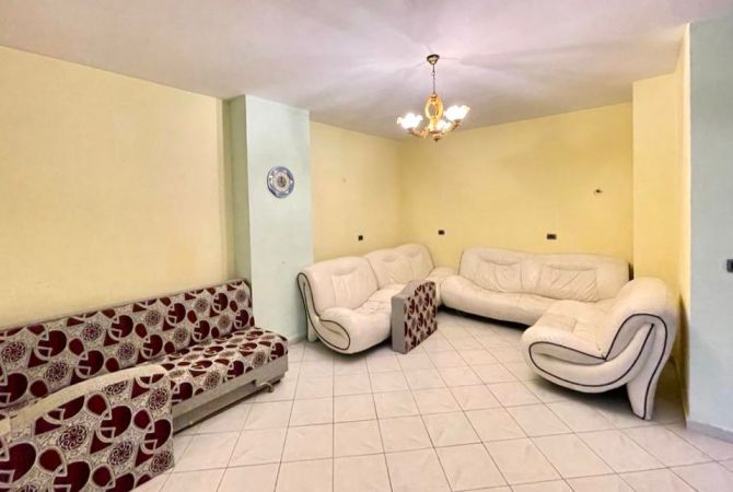 Shtepi ne shitje 3+1 ne Durres - 175,000 Euro