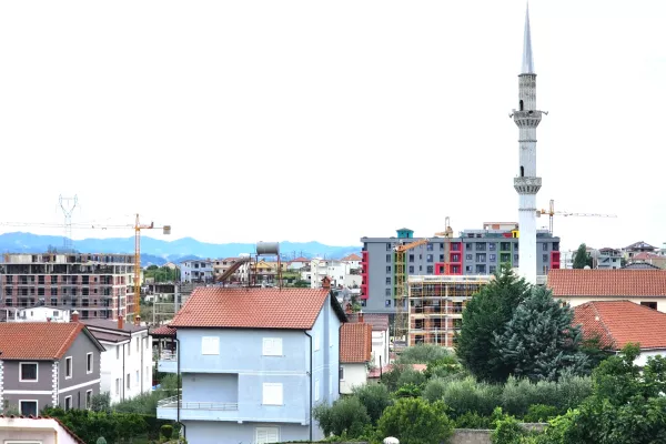 House for Sale 2+1 in Tirana - 72,000 Euro