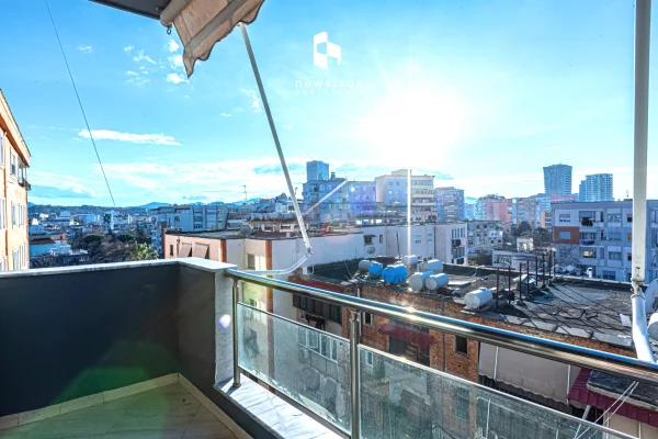 Shtepi me qera 2+1 ne Tirane - 780 Euro