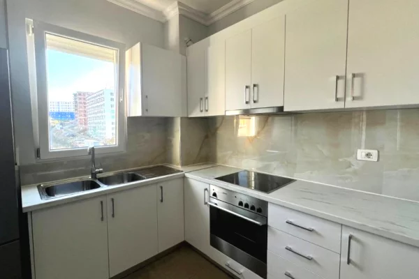 Shtepi me qera 1+1 ne Tirane - 430 Euro