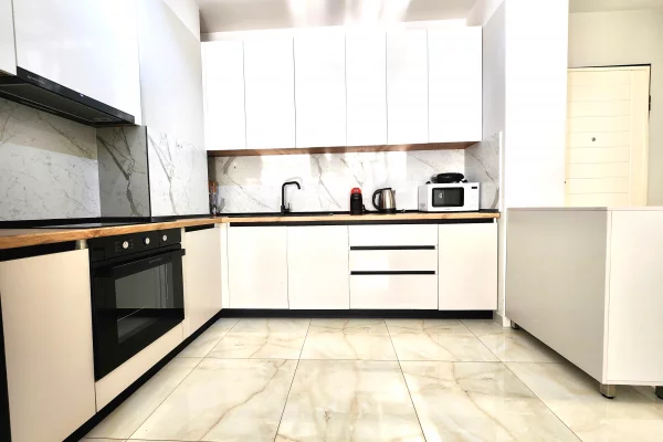 Shtepi me qera 1+1 ne Tirane - 800 Euro