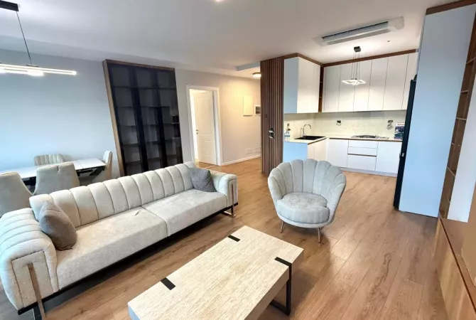 Shtepi me qera 2+1 ne Tirane - 1,800 Euro