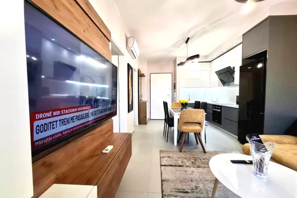 Appartamento in affitto a Tirana 1+1, Arredato