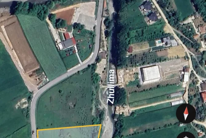 Truall ose Toke  ne Tirane - 265,000 Euro