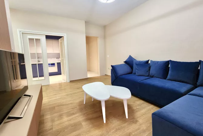 Shtepi me qera 2+1 ne Tirane - 720 Euro