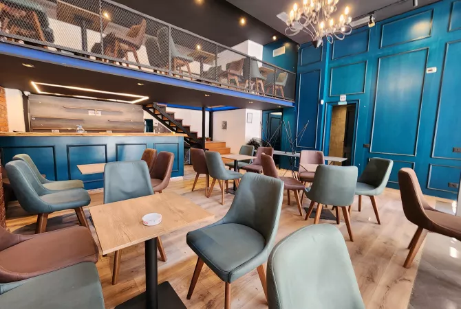 - SHITET:  DYQAN/LOKAL Ultra Investuar 62 m2 ( Xhamllik -📍 Kompleksi Kolombo ( Ndare ne 2 kate) 180,000Euro