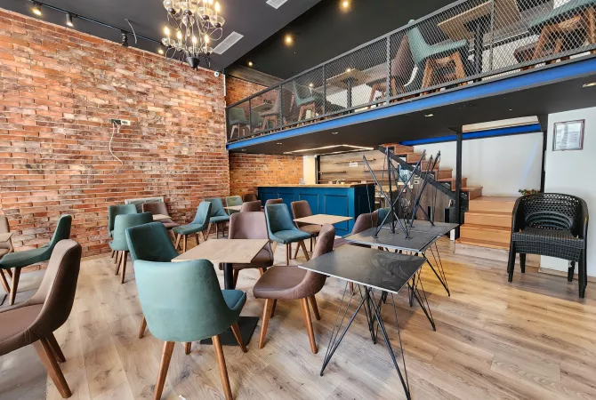 - SHITET:  DYQAN/LOKAL Ultra Investuar 62 m2 ( Xhamllik -📍 Kompleksi Kolombo ( Ndare ne 2 kate) 180,000Euro