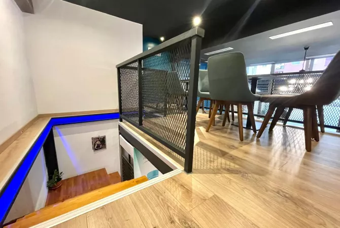 - SHITET:  DYQAN/LOKAL Ultra Investuar 62 m2 ( Xhamllik -📍 Kompleksi Kolombo ( Ndare ne 2 kate) 180,000Euro