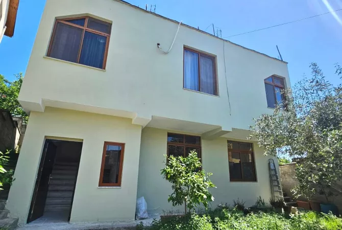 Shtepi ne shitje 3+1 ne Tirane - 185,000 Euro