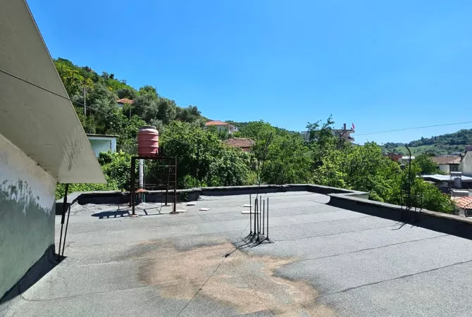 Shtepi ne shitje 3+1 ne Tirane - 185,000 Euro