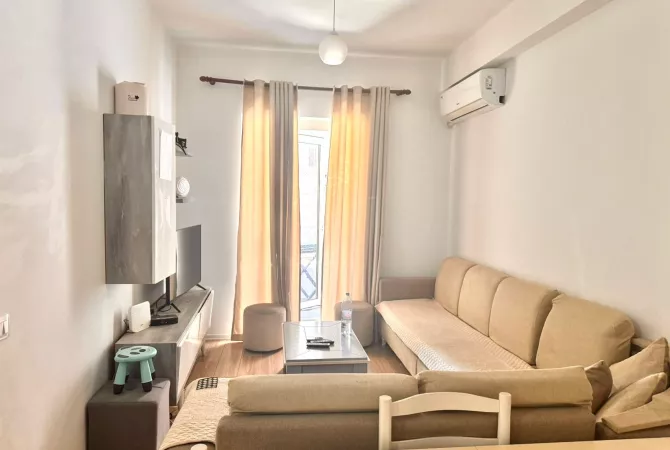 Shtepi me qera 2+1 ne Tirane - 500 Euro