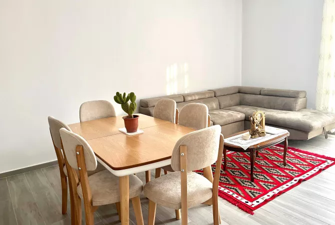 Shtepi me qera 3+1 ne Tirane - 750 Euro