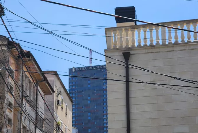 Shtepi me qera 2+1 ne Tirane - 870 Euro