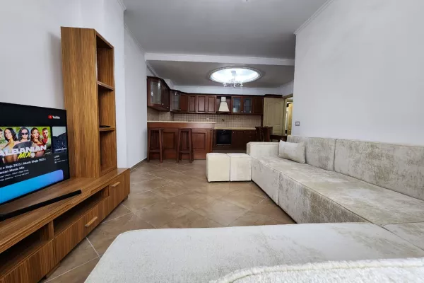 Shtepi me qera Apartament ne Tirane, 2+1, Mobilimi E mobiluar, Pagesa 70,000  Leke.