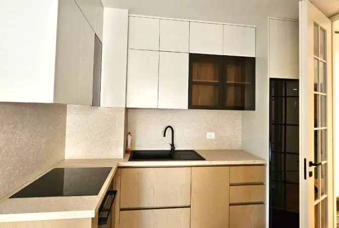 Shtepi me qera Apartament ne Tirane, 2+1, Mobilimi E mobiluar, Pagesa 1,300  Euro.